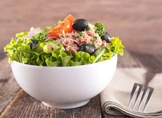 Salata sa tunjevinom