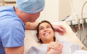 Bezbolan porođaj – moguće?