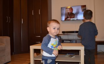 Tata, Luka i Viktor- “Roditeljstvo i Trainspotting”