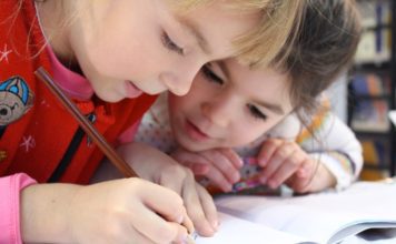 Jednostavan trik za pravilno držanje olovke (Video)