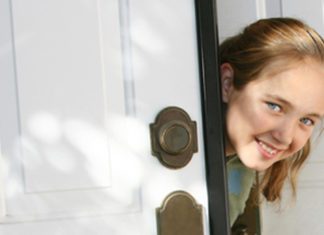 Savjet pedagoga: Kada dijete smije da ostane samo kod kuće?