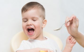 Moje dijete ništa ne jede! Evo šta da uradite kad se doručak pretvori u opšti haos