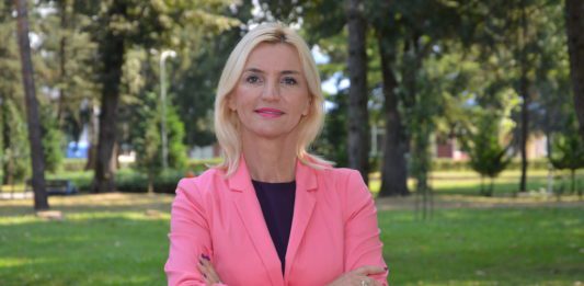 Prof. dr Ivanka Marković: U borbi protiv pedofilije bitan je Zakon ali i edukacija djece!