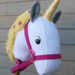 Kako napraviti konjića na štapu? Ovo je igračka koju će djeca obožavati! (FOTO)