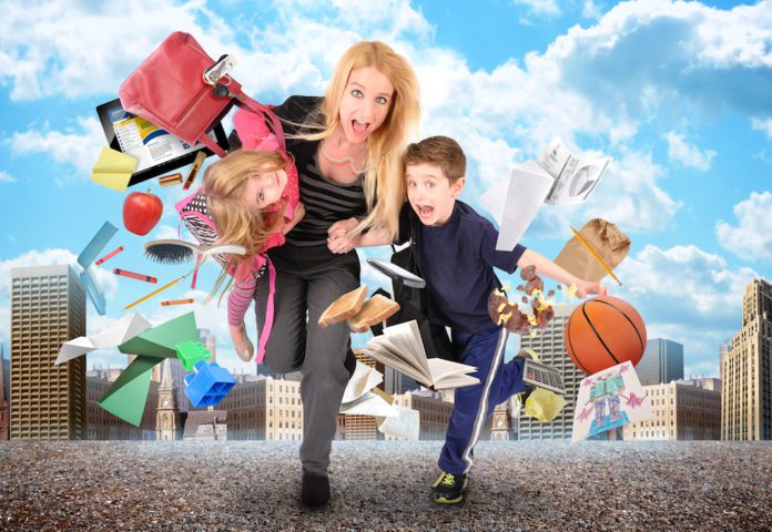 Mama citati Najsmješniji i najljepši citati o majčinstvu: Ludilo je nasljedno. Dobijate ga od djece!