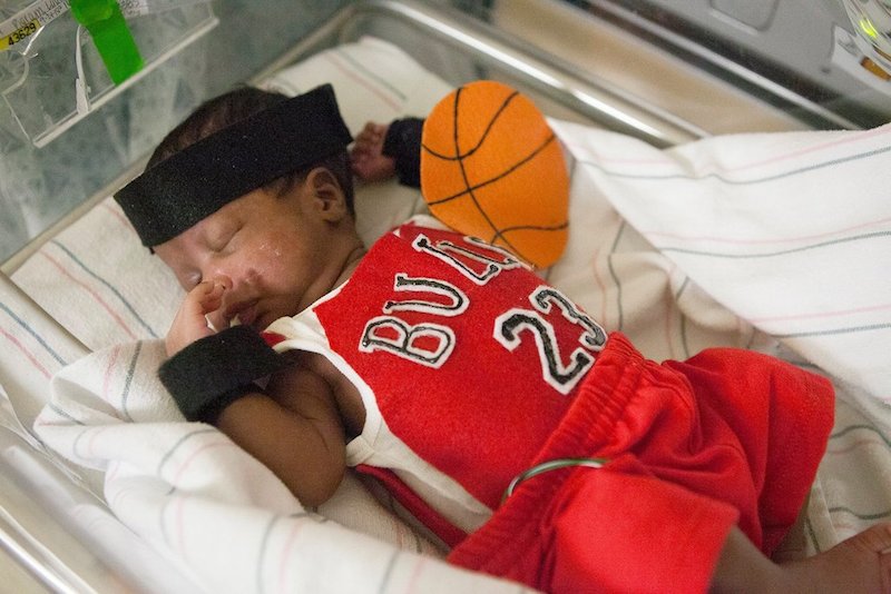 Prijevremeno rođene bebe: Superheroji iz inkubatora (FOTO)