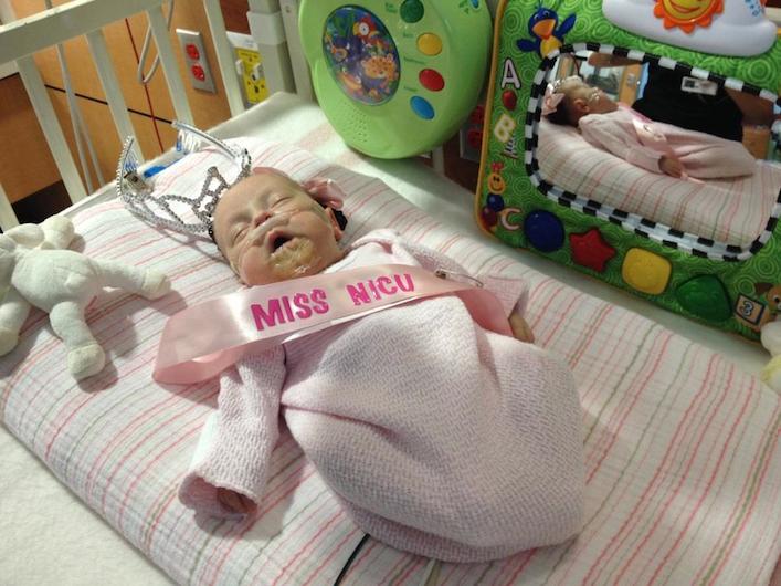 Prijevremeno rođene bebe: Superheroji iz inkubatora (FOTO)