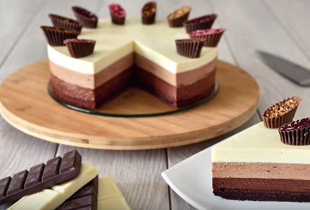 Troslojna čokoladna torta: Savršenstvo sa tri vrste čokoladnog musa