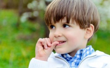 Grickanje noktiju kod djece: Evo kako se riješiti ove ružne navike Grickanje noktiju kod djece: Evo kako se riješiti ove ružne navike mamaklik.com