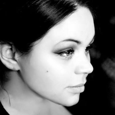 DOJENJE U JAVNOSTI: Da ili ne? Šta POZNATE mame kažu na ovu temu