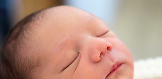 Šta nam zaista govori težina bebe na rođenju
