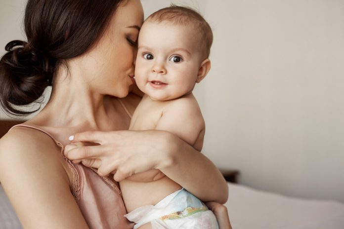 prvi dani sa bebom mama klik prvi dani sa bebom mama klik