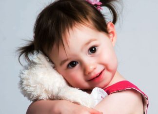 “Hajde, mama, pa kupi djetetu, šta si se stisla”