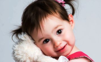 “Hajde, mama, pa kupi djetetu, šta si se stisla”