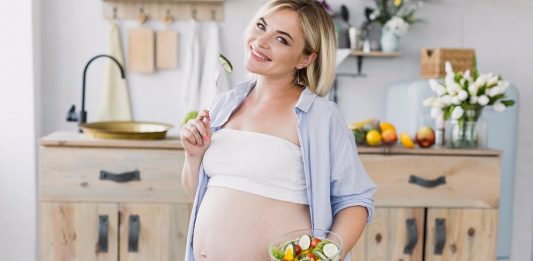 VITAMINI I MINERALI U TRUDNOĆI Zdravom ishranom do zdrave bebe.jpg