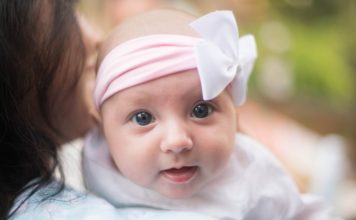 Besplatna radionica “Značaj povraćanja i bljuckanja kod beba” beba mamaklik