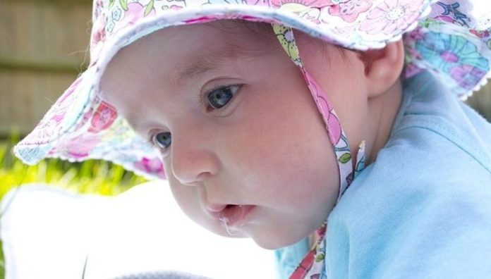 kako prepoznati da li je bebi vruce