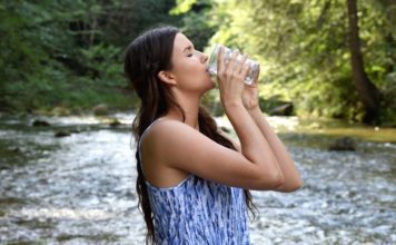 Zašto je važno uzimati dovoljno vode tokom trudnoće?