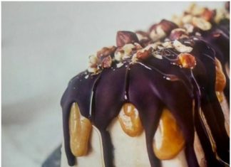 Sladoledna Snickers torta od zdravih sastojaka