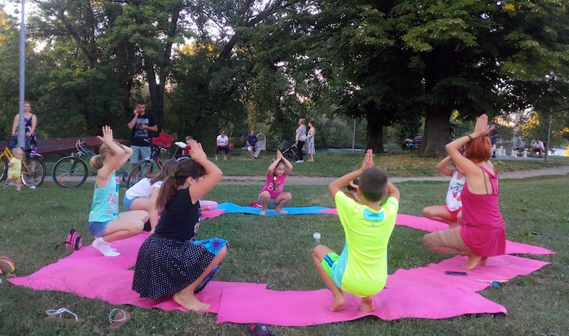 JOGA ZA DJECU: Kako izgleda i zašto je toliko zabavna JOGA ZA DJECU: Kako izgleda i zašto je toliko zabavna
