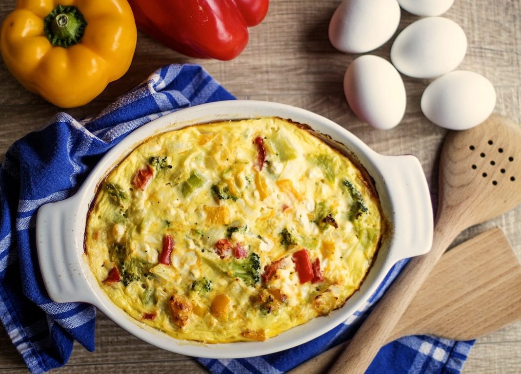 FRITTATA sa paprikama, feta sirom, krompirom i brokolijem