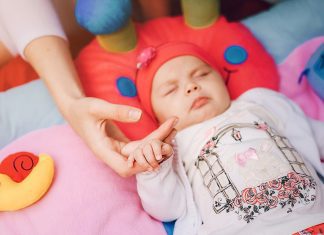 Prehlada i gripa kod beba: Kako SPRIJEČITI respiratorne infekcije Prehlada-i-gripa-kod-beba-i-kako-ih-sprijeciti-mamaklik.jpg