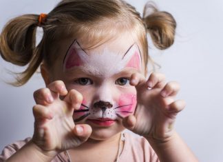 Izlivi bijesa kod djece: Šta su tantrumi, zašto se dešavaju i šta činiti? Izlivi-bijesa-kod-djece-tantrumi-savjeti-mamaklik.jpg