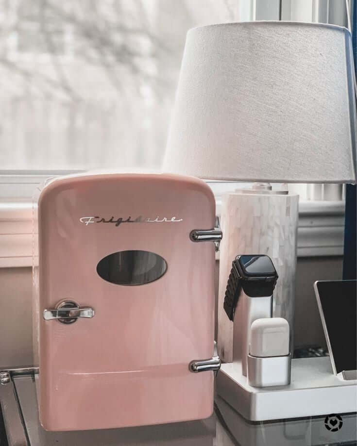 Zavirite u MAKEUP FRIŽIDER: Minijaturno čudo koje čuva kozmetiku