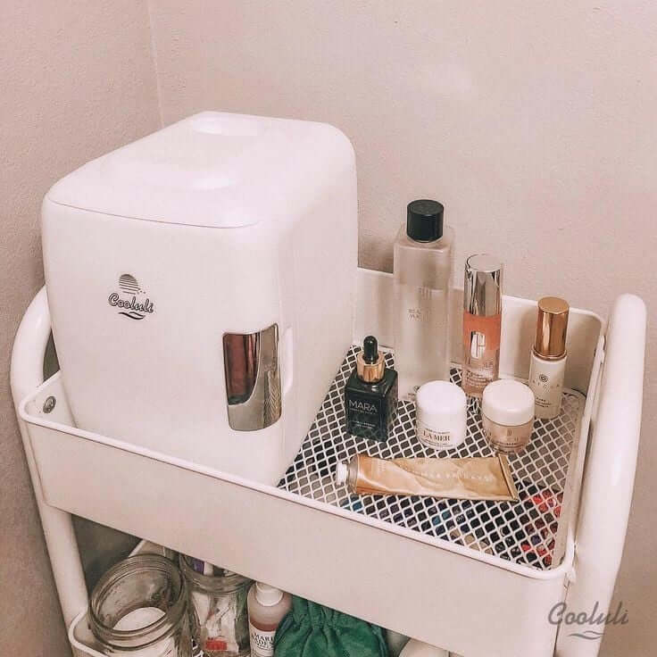 Zavirite u MAKEUP FRIŽIDER: Minijaturno čudo koje čuva kozmetiku