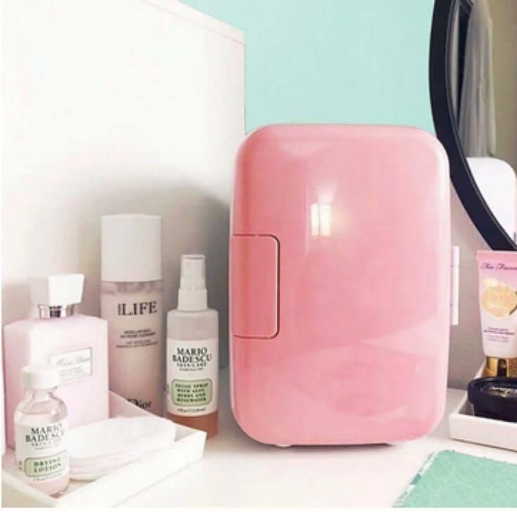 Zavirite u MAKEUP FRIŽIDER: Minijaturno čudo koje čuva kozmetiku