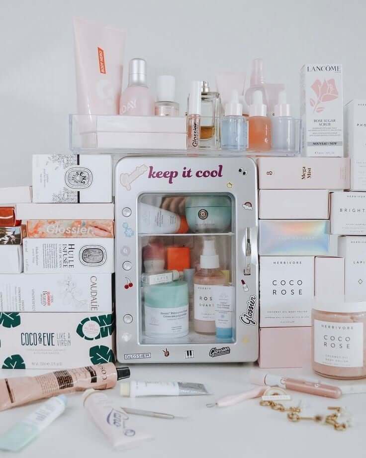 Zavirite u MAKEUP FRIŽIDER: Minijaturno čudo koje čuva kozmetiku