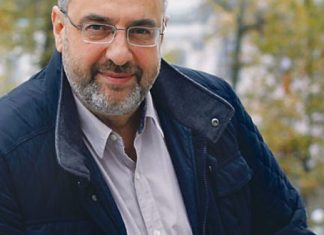 Dr Ranko Rajović:Ovo su najvažnije aktivnosti koje treba raditi s djecom u izolaciji! Dr-Ranko-Rajović-NTC-šta-raditi-u-izolaciji-dijete-i-savjeti-mamaklik.jpg