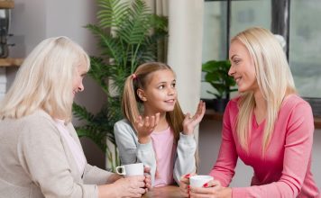 KOMUNIKACIJA SA DECOM: 7 načina kako da pomognete detetu da bude komunikativnije KOMUNIKACIJA-SA-DECOM-7-načina-kako-da-pomognete-detetu-da-bude-komunikativnije-mamaklik-3.jpg