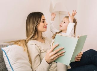 Važnost knjige za decu: 7 razloga zbog kojih bi trebalo da čitate svojoj deci Kjige-za-decu-decije-knjige-zasto-su-dobre-mamaklik.jpg