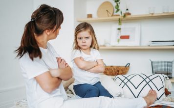 Birajte riječi- Ovo su rečenice koje ne treba reći djetetu mamaklik.jpg