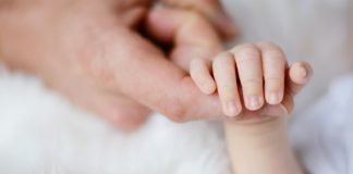 Banjalučanka rodila četiri dječaka: Mateja, Marka, Luku i Jovana