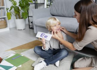 „Roditelji su ključni partneri u terapiji“ – Saša Tatić, direktor Centra za patologiju govora „Roditelji su ključni partneri u terapiji“ – Saša Tatić, direktor Centra za patologiju govora